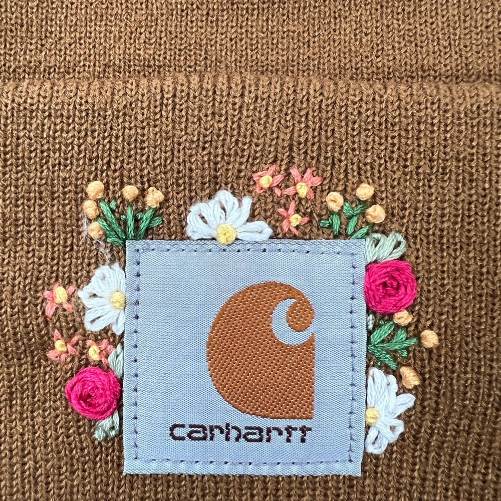 Carhartt brown beanie with bright flowers - Picture 2 of 2
